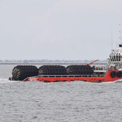 STS ISO17357 Gumowy błotnik Yokohama 50kPa Pływający błotnik nabrzeża
