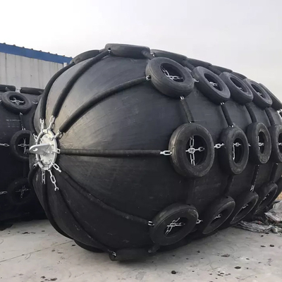 ISO17357 Standardowe gumowe błotniki Yokohama Marine Dock 50 kPa 3,3 * 6,5 M