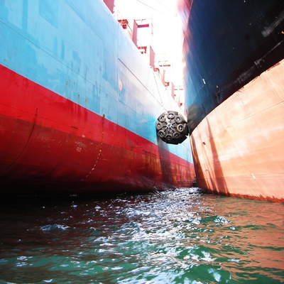 1,5 * 3,0M Pneumatyczny gumowy błotnik ISO17357-1: 2014 50kPa Marine Floating dla Davit