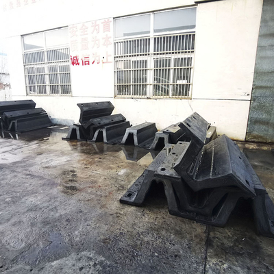 Ochrona morska OEM Dock Rubber Fender V Type Arch Pianc 2002