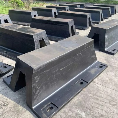 Wyrzucone gumy dock Fenders Bumper w kształcie V 8 Mpa wytrzymałość na rozciąganie