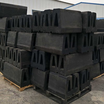 Elastyczna instalacja PIANC Standardowy Fender typu W Fendery łodzi holowniczych z prętami przewodniczymi
