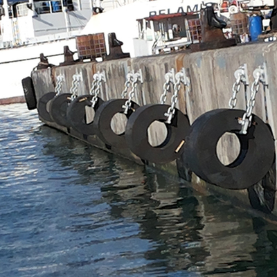 Cylindryczne Fenders Marine Sprzęt ochronny morski Affordable Fenders For Dock Operation