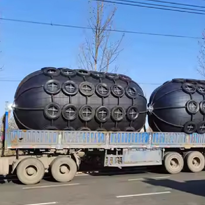 Międzynarodowa certyfikacja Jumbo Fender Zwiększona absorpcja wstrząsów Niska konserwacja