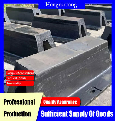 Marynarka Dock Rubber Fender Weatherproof Design Materiał przeciwstarzeniowy odporny na olej